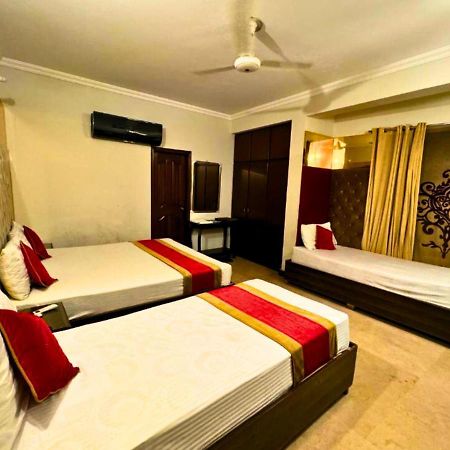 Doves Inn Hotel Kalma Chowk Lahor Kültér fotó