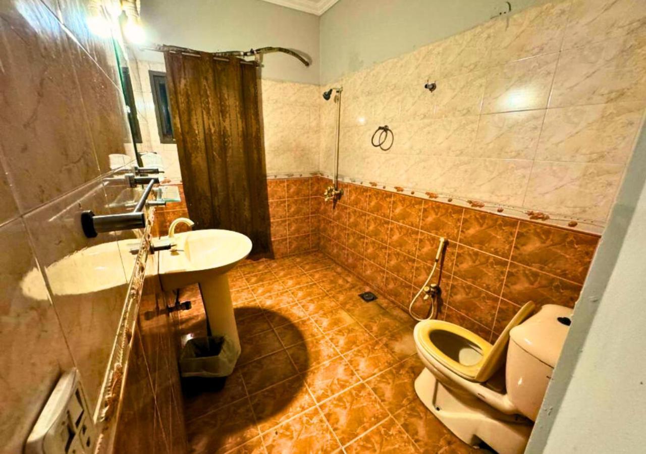 Doves Inn Hotel Kalma Chowk Lahor Kültér fotó