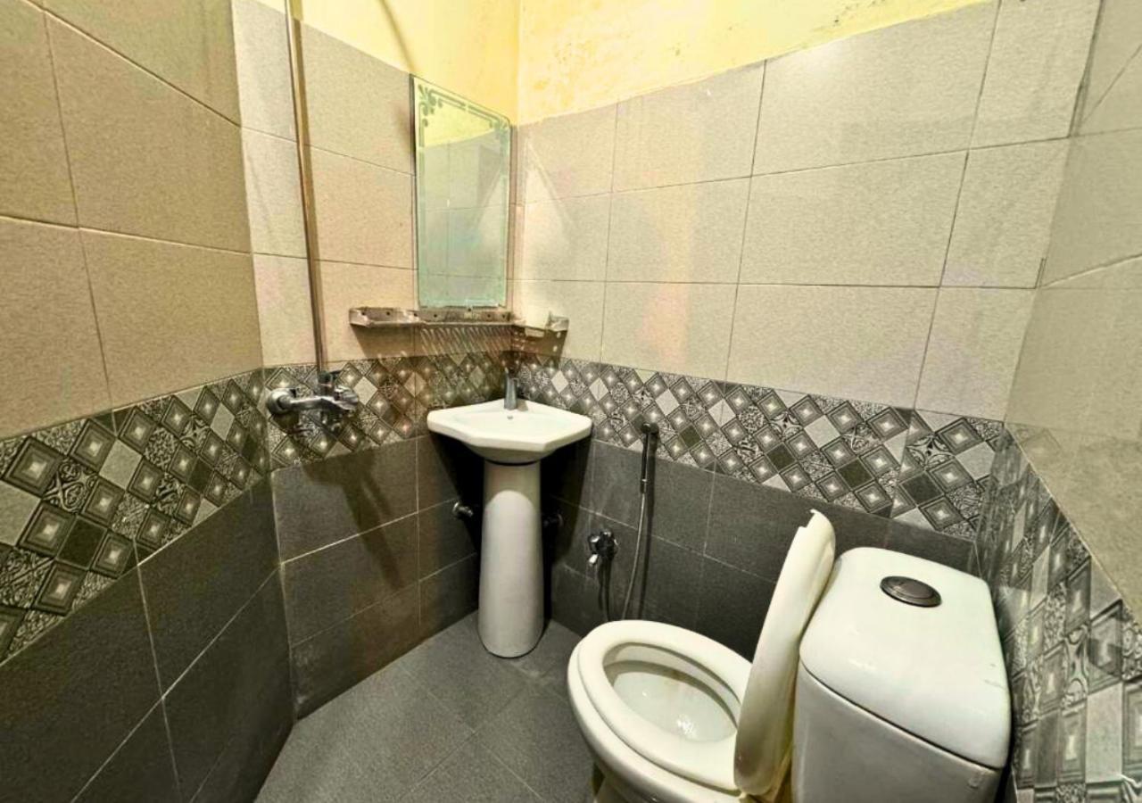 Doves Inn Hotel Kalma Chowk Lahor Kültér fotó